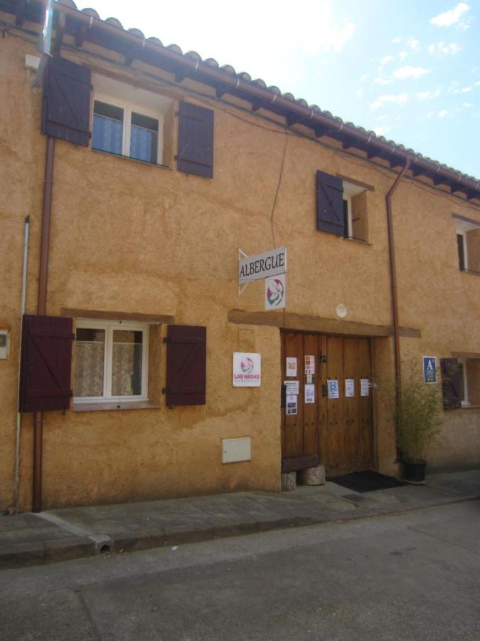 Las Hadas Albergue -Solo Para Peregrinos - Vegano -Bar Reliegos Exterior photo